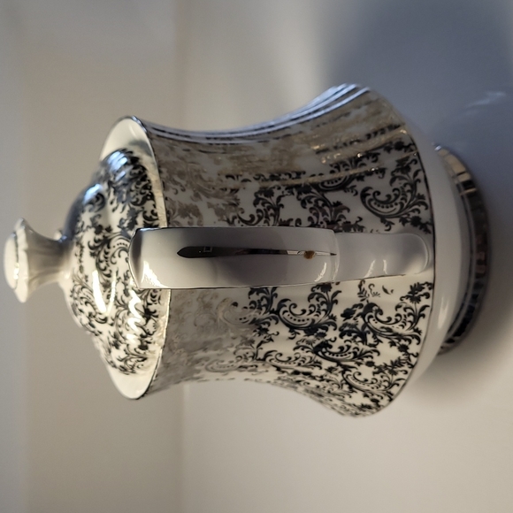 Royal windsor teapots 25th anniversary - Picture 6 of 7